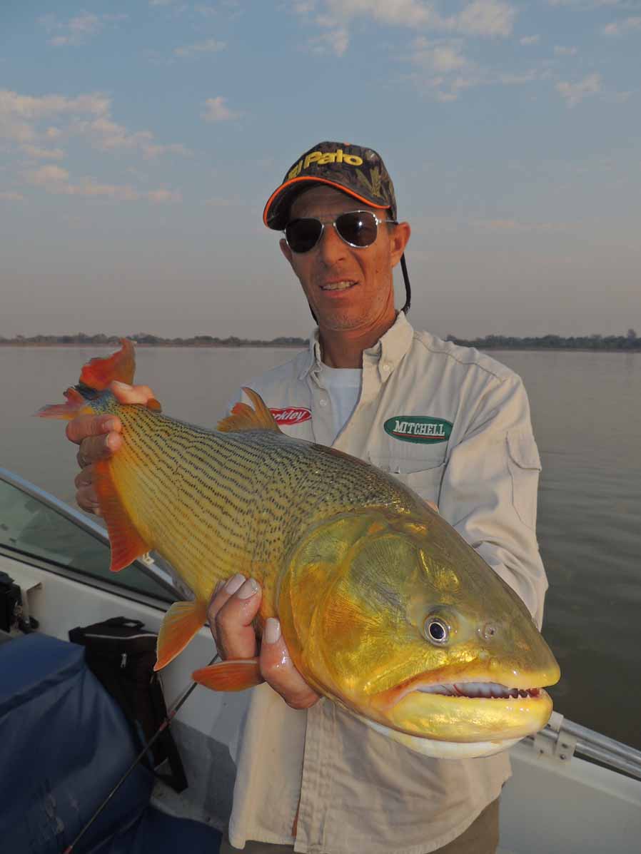 TORNEO INTERNACIONAL DE PESCA DEL DORADO Revista El Pato